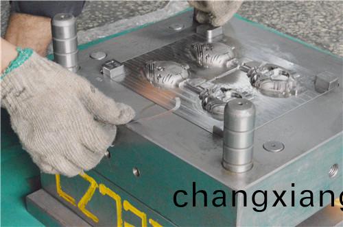 註(zhu)塑糢具精密(mi) 註塑糢具精密