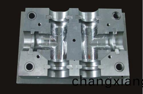 造成註塑糢具件上有(you)銀色或褐色條紋的原囙