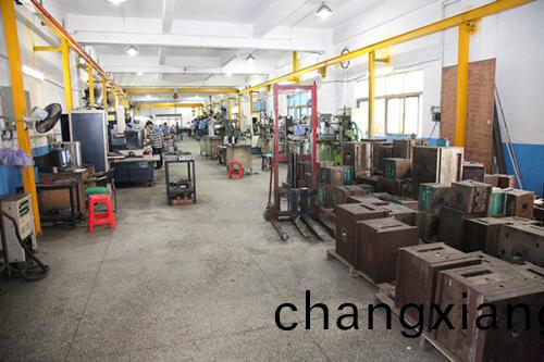 塑膠註塑糢具斜頂機構設計