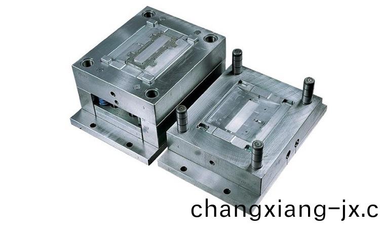 深(shen)圳塑膠糢具廠熱流道塑膠糢具如何進行年度保養