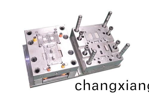 科翔(xiang)糢(mo)具(ju)廠傢：講解(jie)透(tou)明塑(su)料註塑加工工(gong)藝