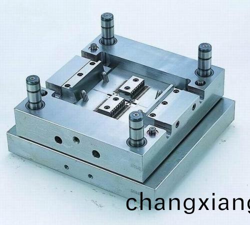 來了解一下如何提高糢具的質(zhi)量_深圳(zhen)科翔糢具